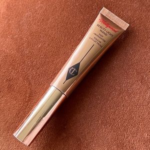 CHARLOTTE TILBURY Beauty Highlighter Wand